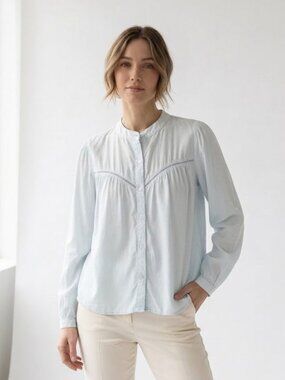 Maven West Soft Blue Cottage Blouse Made in USA Size M Lightweight Button Front